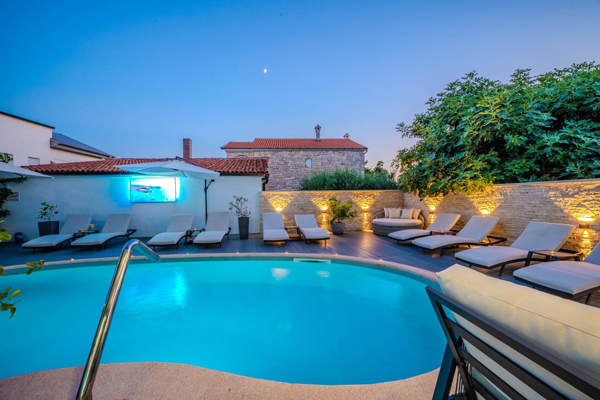 Luxury Apartments Vilamaloca Vir Luaran gambar