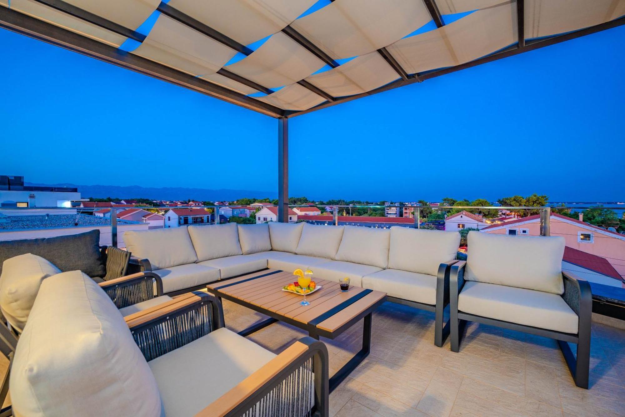 Luxury Apartments Vilamaloca Vir Luaran gambar