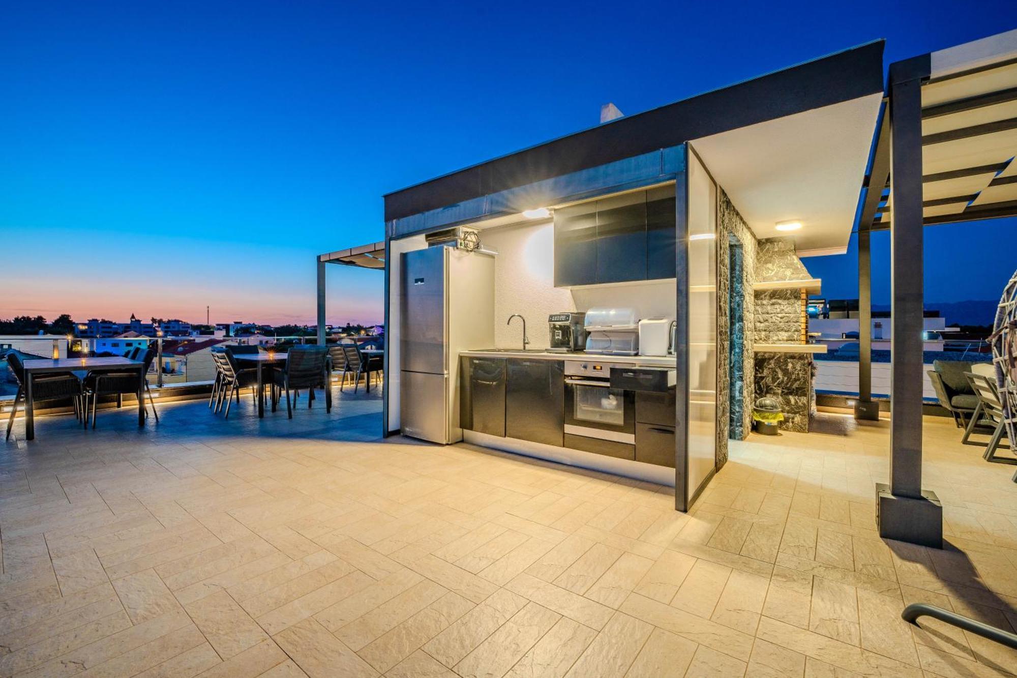 Luxury Apartments Vilamaloca Vir Luaran gambar