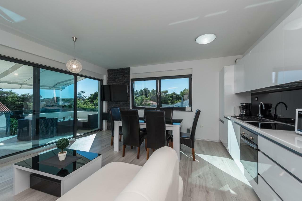 Luxury Apartments Vilamaloca Vir Luaran gambar